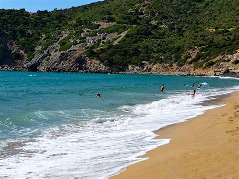 Vuoi fare il bagno nel Mar Ligure? Scopri la classificazione delle acque e tutti gli aggiornamenti, con la conformità/non conformità pubblicata in tempo reale appena letta dal laboratorio.